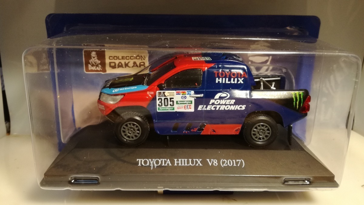 Camioneta a escala Hilux V8 2018 Dakar
