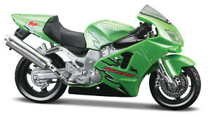 Moto a escala Kawasaki Ninja ZX-12R